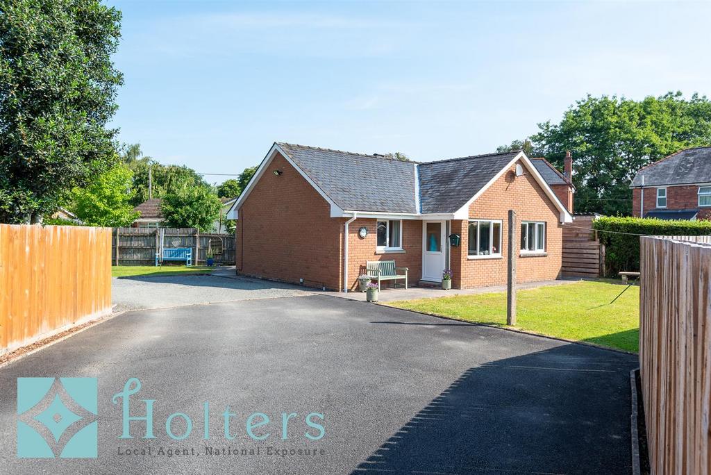 Irfon Road, Builth Wells 2 bed detached bungalow £285,000