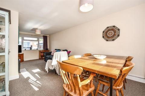 7 Manor Close, Shipton Bellinger, Tidworth, SP9 7UH