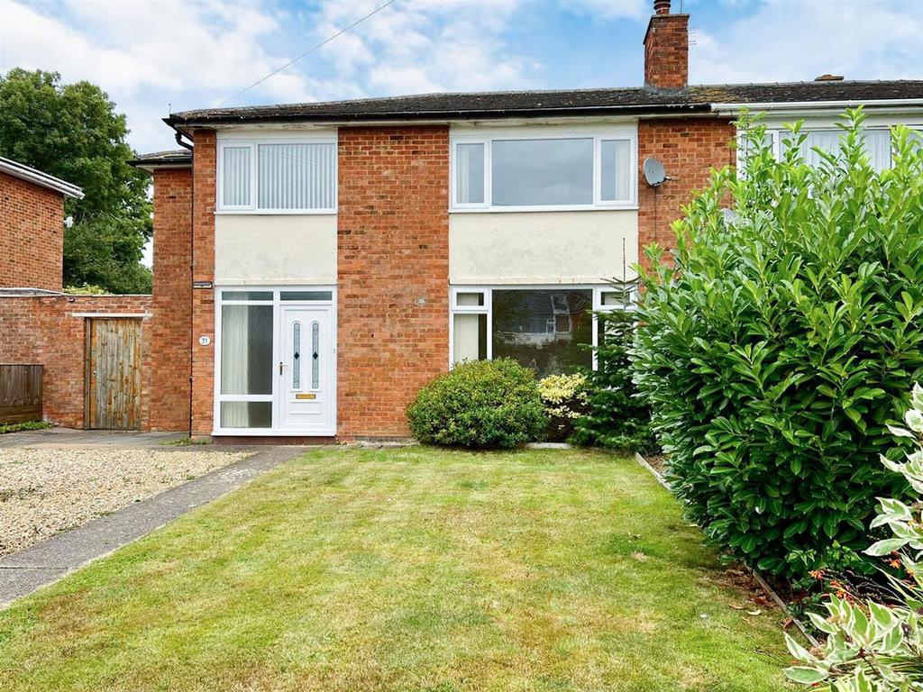 Welland Avenue, Gartree, Market... 4 bed semidetached house £270,000