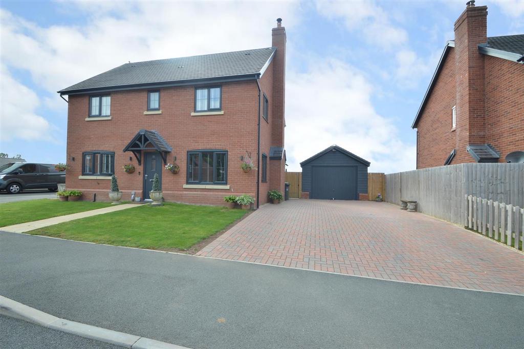20 Fenham Drive, Nesscliffe, Shrewsbury SY4 1FG 4 bed detached house