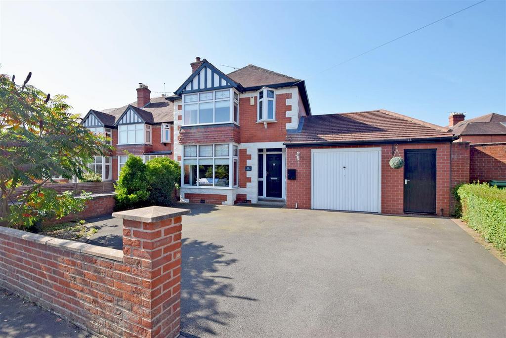 Oakley Street, Belle Vue, Shrewsbury 3 bed detached house for sale £