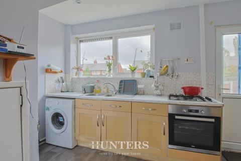 2 bedroom semi-detached house for sale - Selby Road, Middleton M24