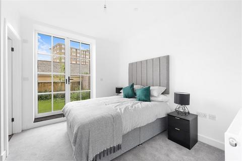 2 bedroom flat for sale, Ashford Road, London NW2