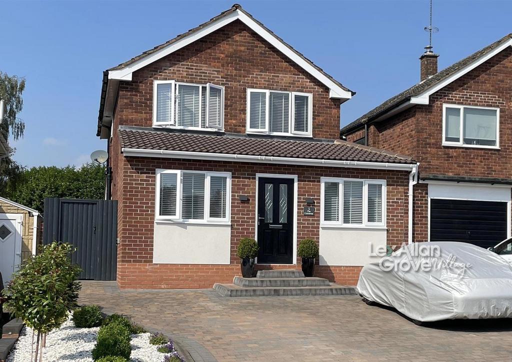 The Greenway, Hagley, Stourbridge 3 bed link detached house for sale