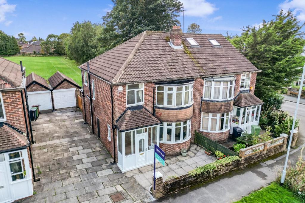 High Moor Crescent, Moortown, Leeds 3 bed semidetached house for sale