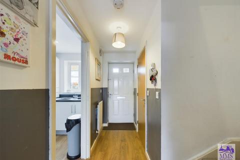 28 Eglington Drive, Wainscott, Rochester, ME3 8BF