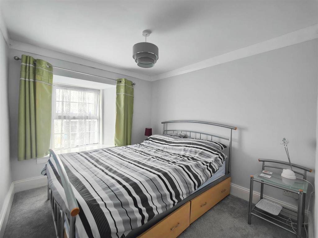 Bedroom 2 (Front)