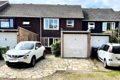 18 Tithe Barn Drive, Maidenhead, SL6 2DG