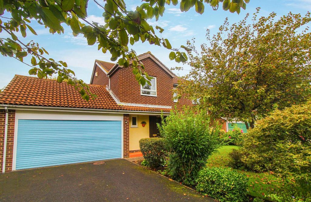 Hepscott Drive, Whitley Bay 4 bed detached house for sale £685,000