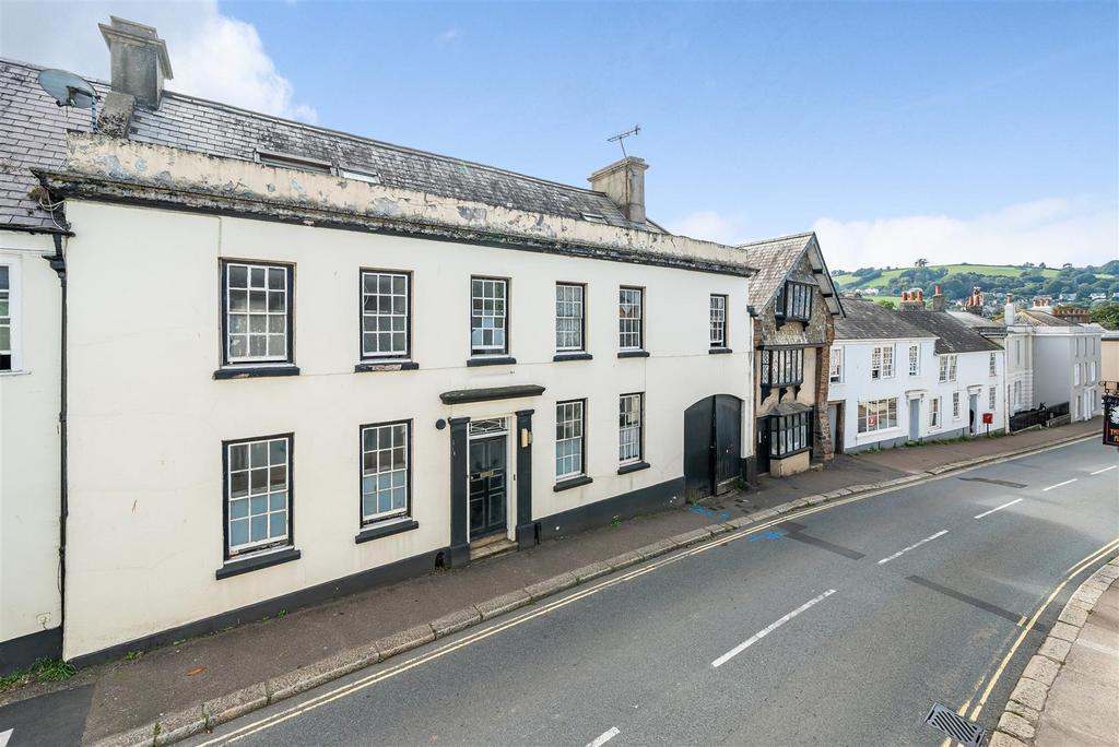 Bridgetown, Totnes 2 bed terraced house for sale £300,000