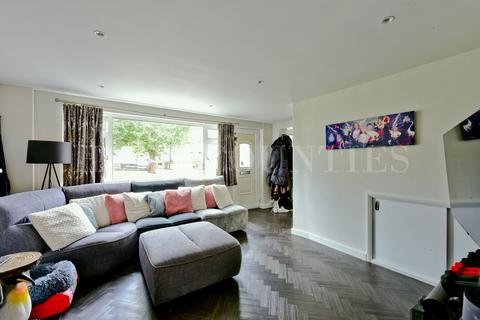 4 bedroom semi-detached house for sale - Dugdale Hill Lane, Potters Bar, EN6