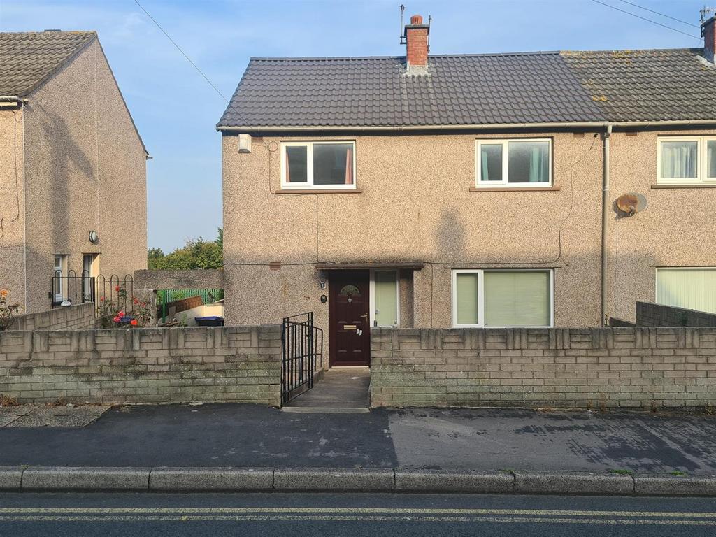 Grasmere Avenue, Workington CA14 3 bed semidetached house £550 pcm