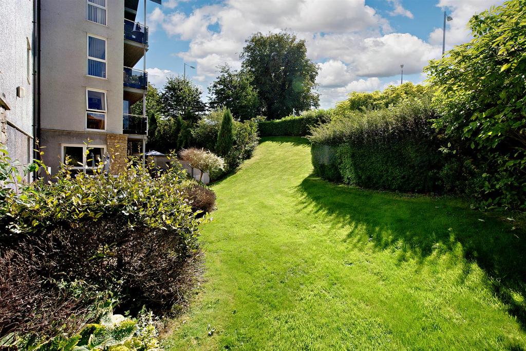 Queen Elizabeth Court