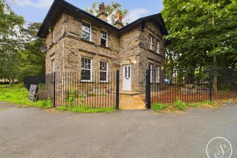 3 bedroom detached house for sale, Potternewton Park, Leeds