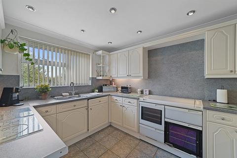 2 bedroom maisonette for sale, Waldegrave Way, Lawford, Manningtree