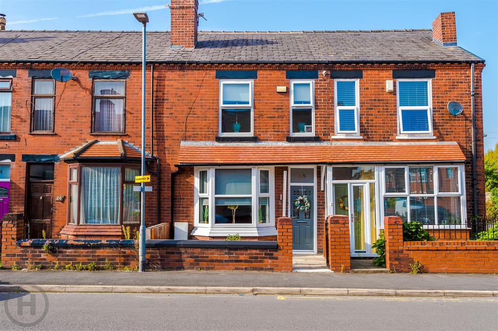 Orchard Lane, Leigh 2 bed terraced house for sale £140,000