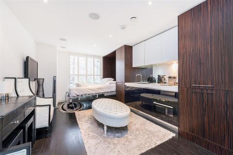 Studio for sale, Caro Point, Grosvenor Waterside, 5 Gatliff Road, London, SW1W