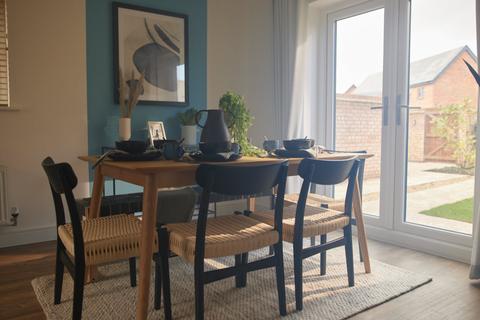 4 bedroom detached house for sale - Plot The Kenilworth 50%, at Hooper's Green 123 Rawnsley House PE19