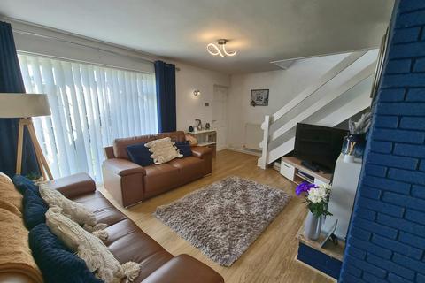 3 bedroom detached house for sale - Heol Fechan, Bridgend, Mid glam. CF31 4TW