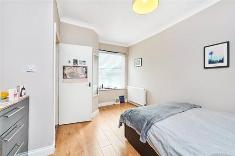 Flat D, 2 Ashurst Gardens, London, SW2 3UH