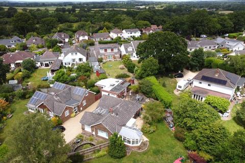 6 Sandy Close, Wimborne, BH21 2NG
