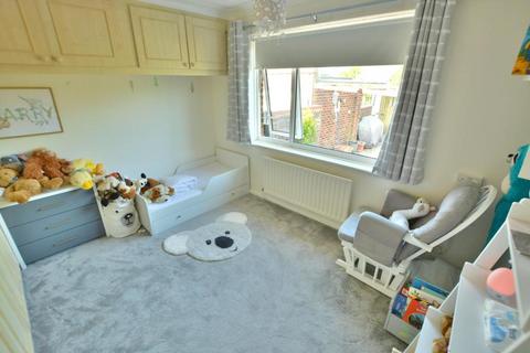 6 Sandy Close, Wimborne, BH21 2NG