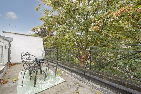 2 bedroom mews for sale - Archery Close, London, W2