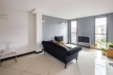 2 bedroom flat for sale, Arthaus Apartments, 205 Richmond Road, Hackney, London, E8