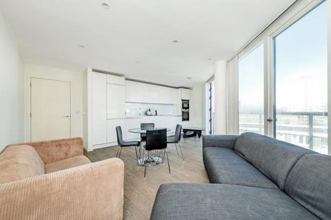 3 bedroom apartment to rent, Central Street Londom EC1V