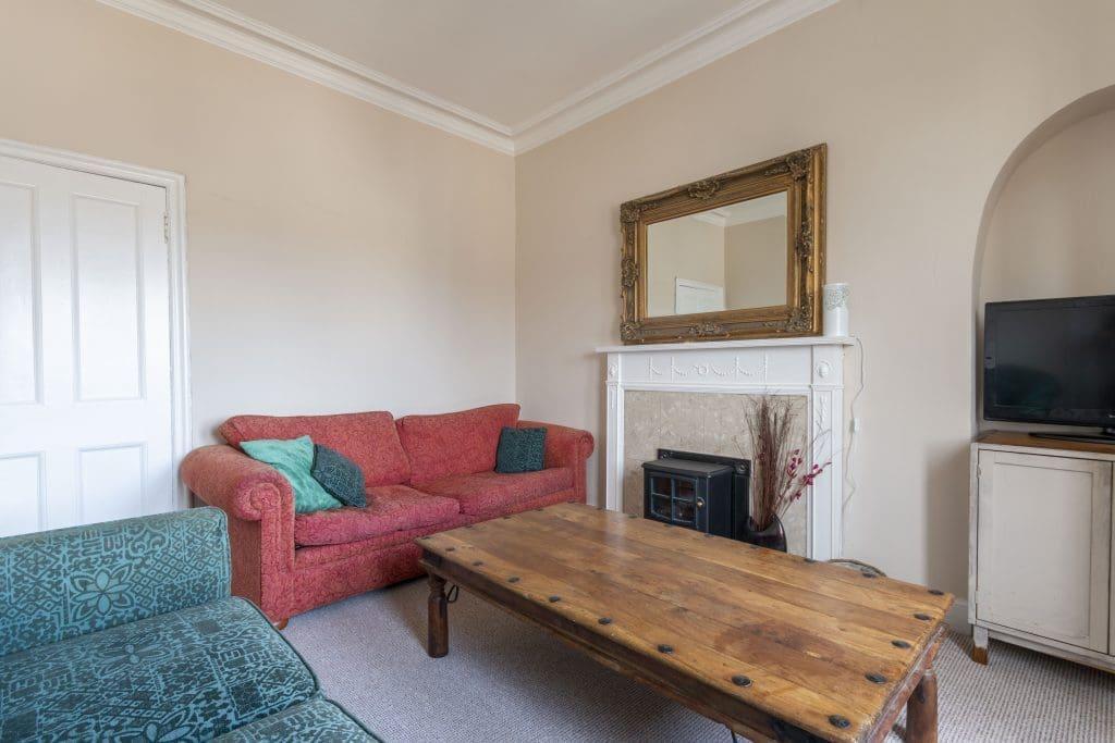 Apartment in Edinburgh, Leith Central - View 2