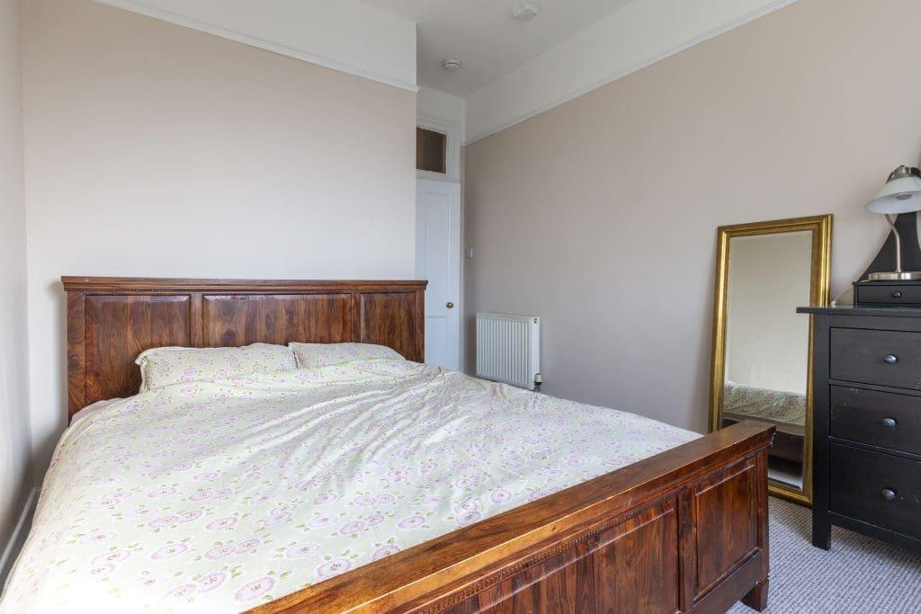 Apartment in Edinburgh, Leith Central - View 5