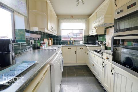 51 Ash Dale Road, Warmsworth, Doncaster, DN4 9NG