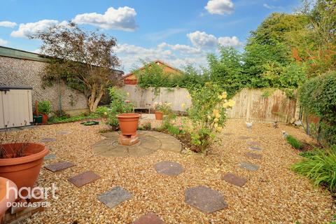 51 Ash Dale Road, Warmsworth, Doncaster, DN4 9NG