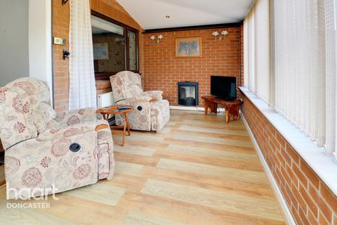 51 Ash Dale Road, Warmsworth, Doncaster, DN4 9NG