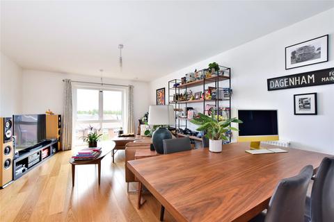 2 bedroom flat for sale, Cunningham Way, Leavesden, Herts, WD25