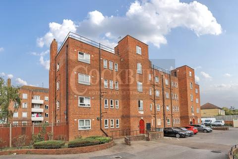 Flat 15, Ingrebourne House Brangbourne Road, Bromley, BR1 4LR