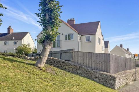 1 bedroom flat for sale - 14A Bridge Road, Cirencester, Gloucestershire, GL7 1NJ