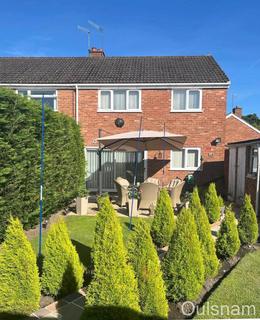 3 bedroom end of terrace house for sale, York Close, Bromsgrove, Worcestershire, B61