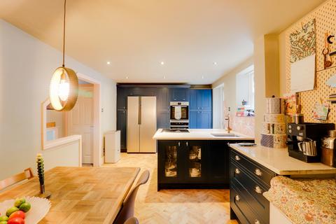 4 bedroom mews for sale, Brooklands Close, Holywell Green, Halifax, West Yorkshire, HX4