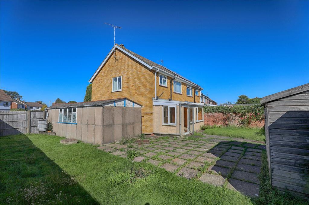 Caernarvon Road, Up Hatherley, Cheltenham, Gloucestershire, GL51 3 bed