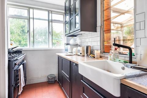 25 Clock House Road, Beckenham, BR3 4JS