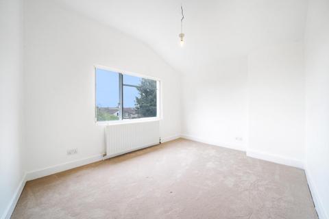 14a Woodside, London, SW19 7AR