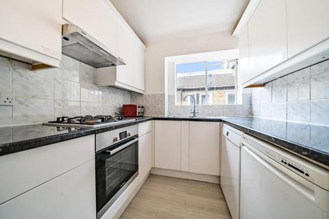 14a Woodside, London, SW19 7AR