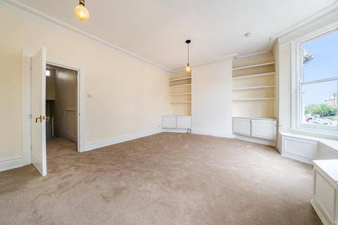 14a Woodside, London, SW19 7AR