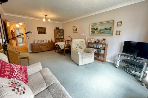 3 bedroom flat for sale - GILBERT ROAD, SWANAGE