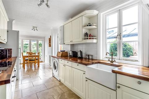 4 bedroom semi-detached house for sale, Fengates Road, Redhill, Surrey, RH1