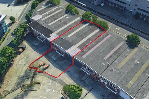 Industrial unit to rent, London W3