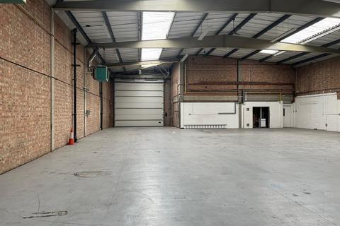 Industrial unit to rent, London W3