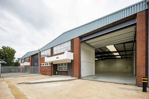 Industrial unit to rent, London W3