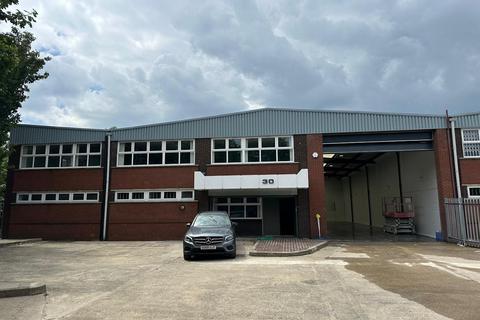 Industrial unit to rent, London W3